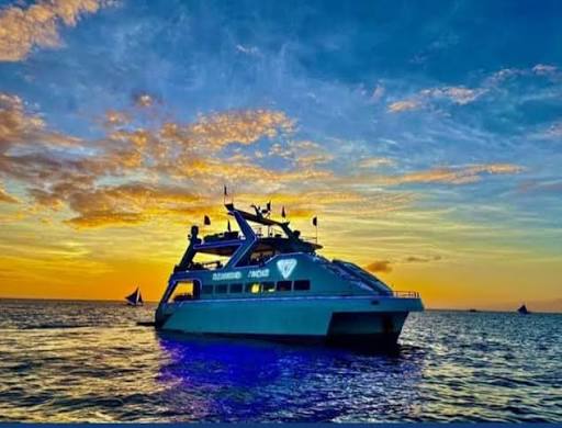 Sunset Yacht